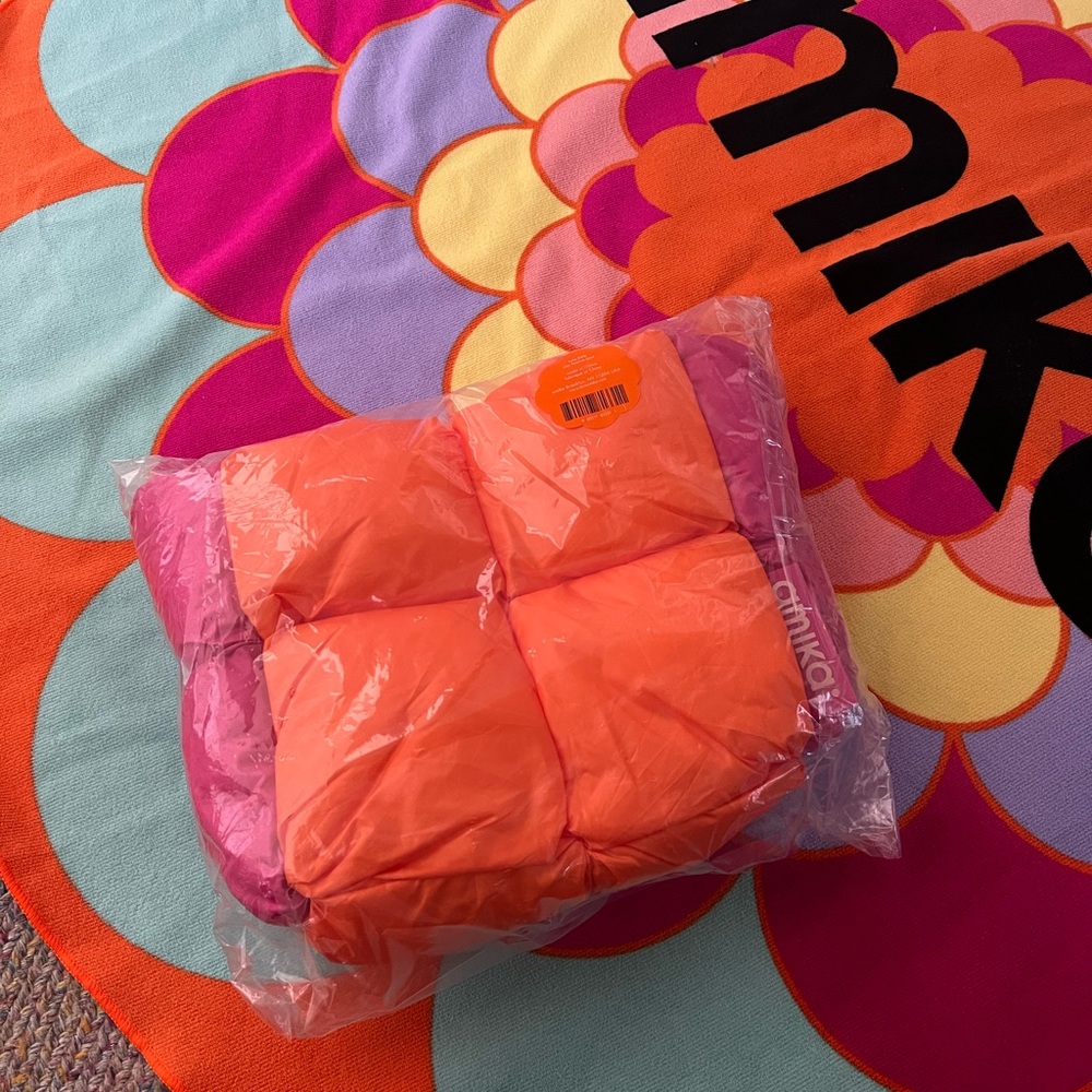 Amika Tote Bag with Pink and Orange Accents - Picture 7 of 8